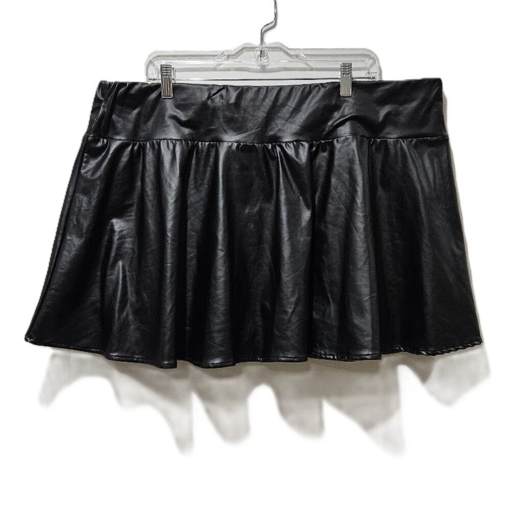 BLACK VEGAN LEATHER ELASTIC WAIST MINI SKATER SKIRT 2X  GOTH PUNK EMO WHIMSIGOTH